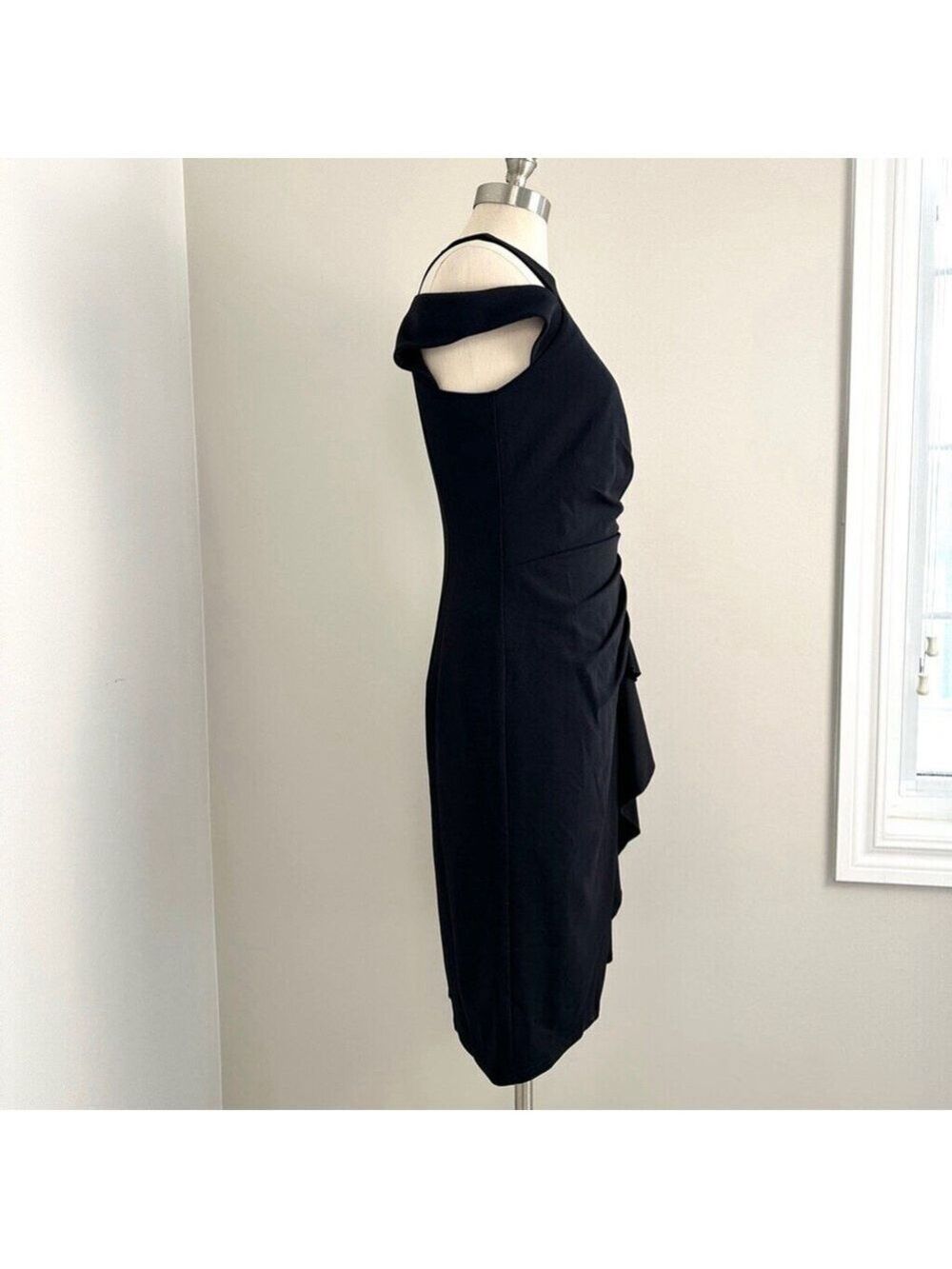 Tadashi Shoji Shoulder Cut-Out Black Dress Crepe Women's Size Medium - Picture 4 of 14